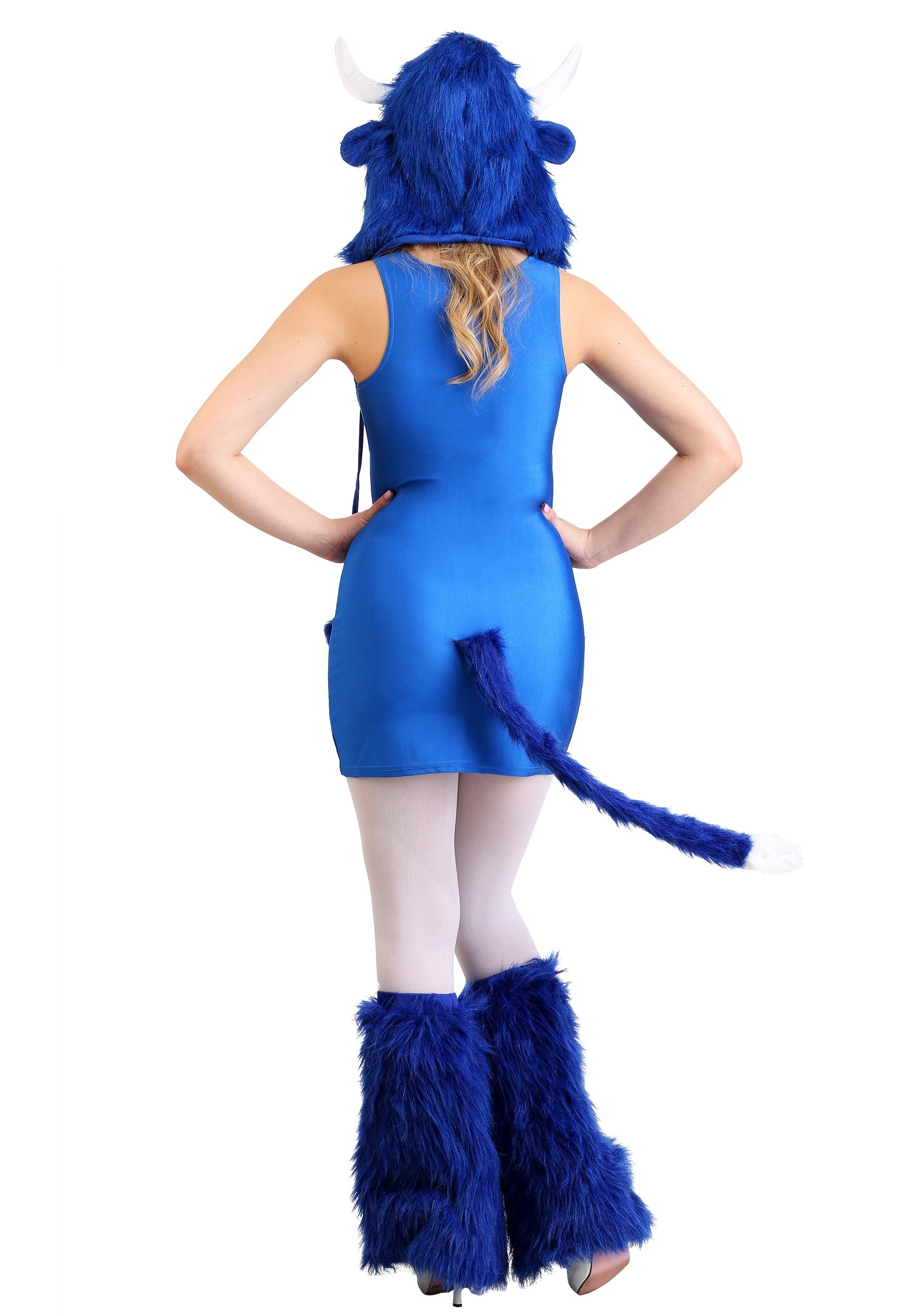 Svelte Babe The Blue Ox Costume