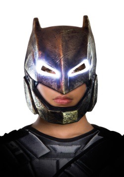 Child DC Dawn of Justice Light-Up Armored Batman Mask