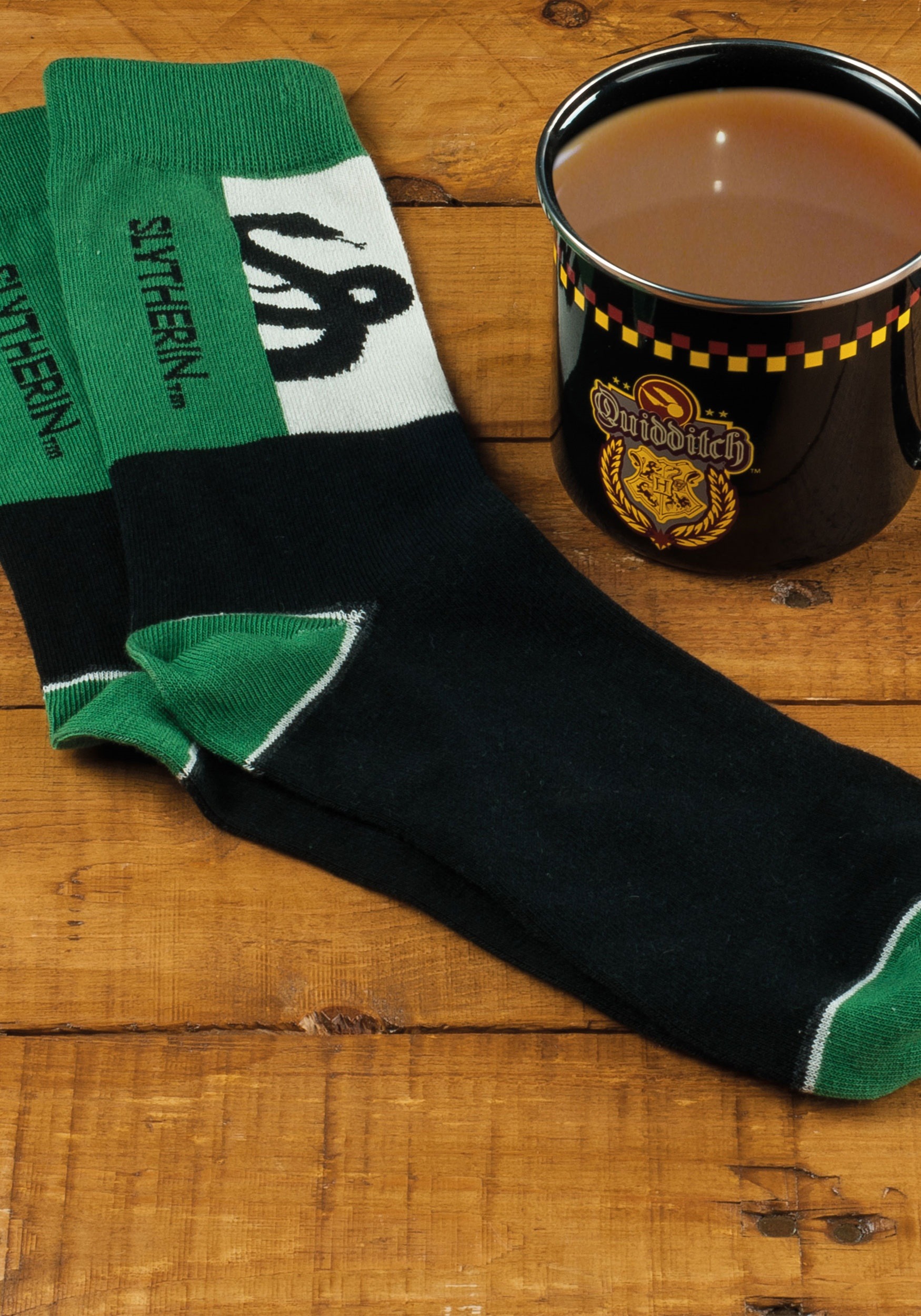 Slytherin Quidditch Tin Mug & Socks Set Harry Potter