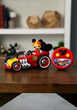 Mickey Mouse Roadster Racer