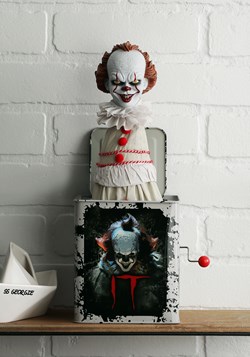IT Pennywise Burst a Box