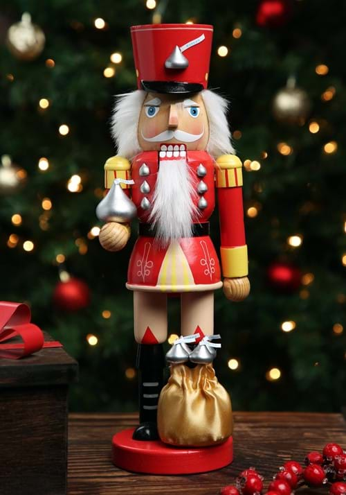 14 Hershey Kisses Wooden Soldier Nutcracker_update