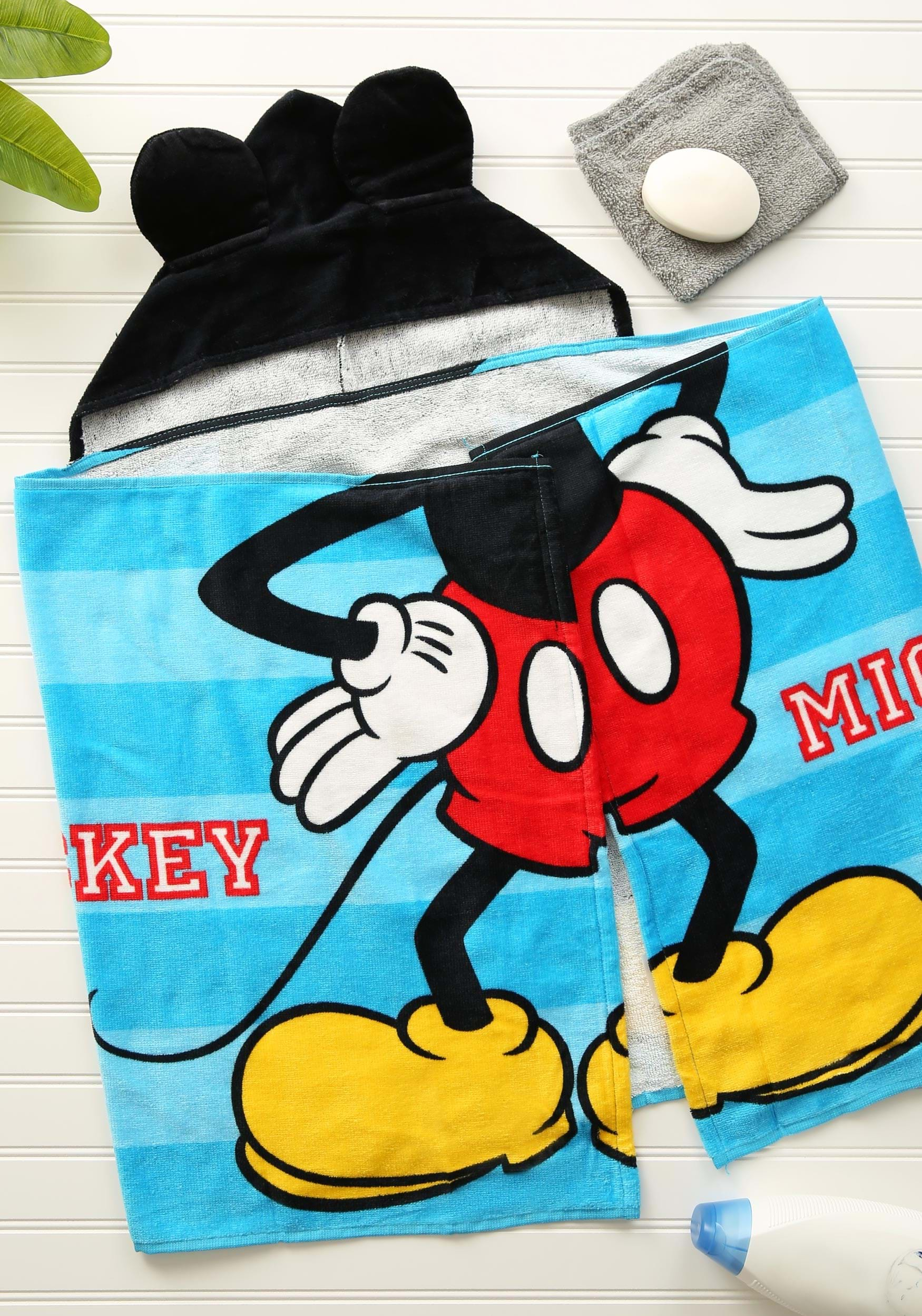 Standard Mickey Hooded Towel