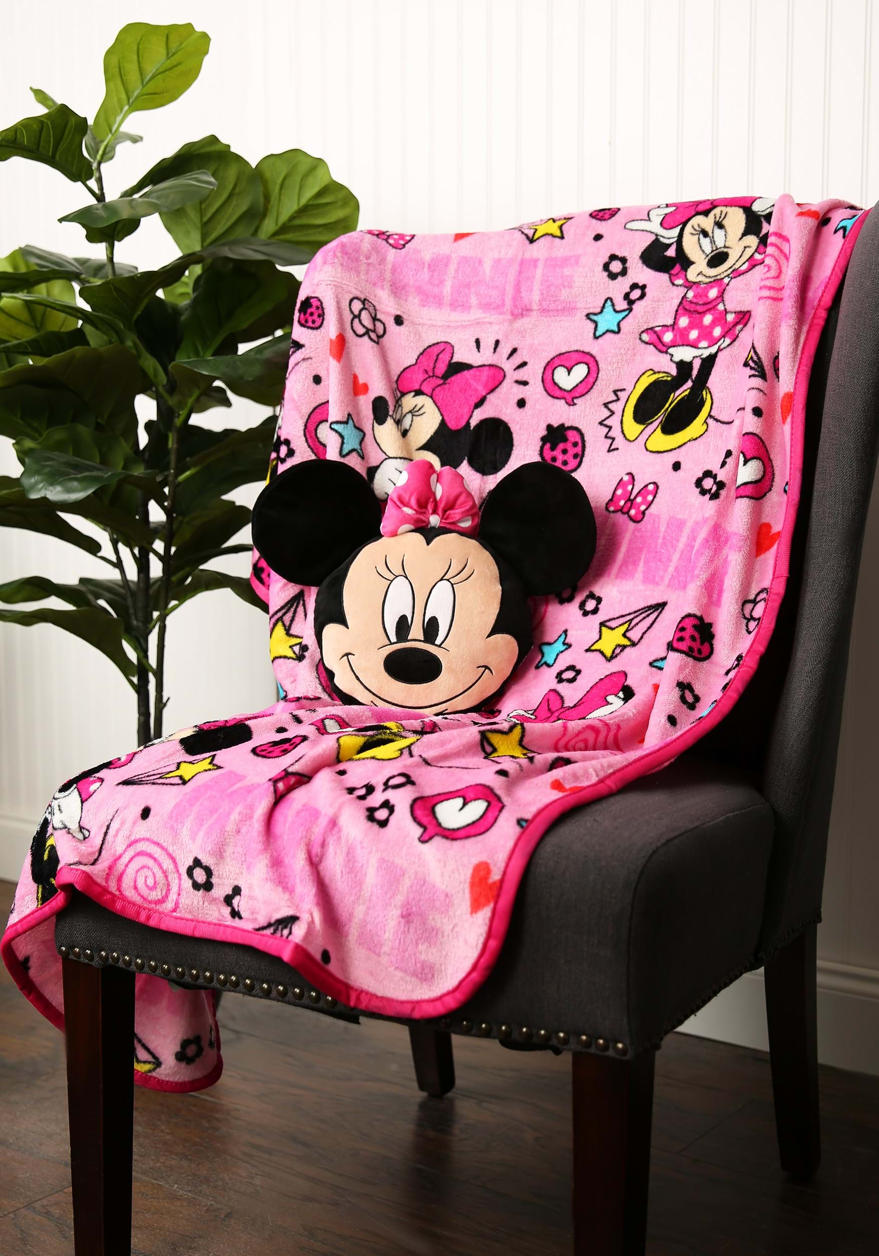 Minnie Mouse Nogginz Set and Travel Blanket