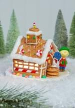 Peanuts Gingerbread House Tablepiece Alt 1