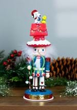 Peanuts Hollywood Snoopy and Dog House Nutcracker