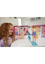 Barbie Dream Closet + Doll Play Set Alt 2