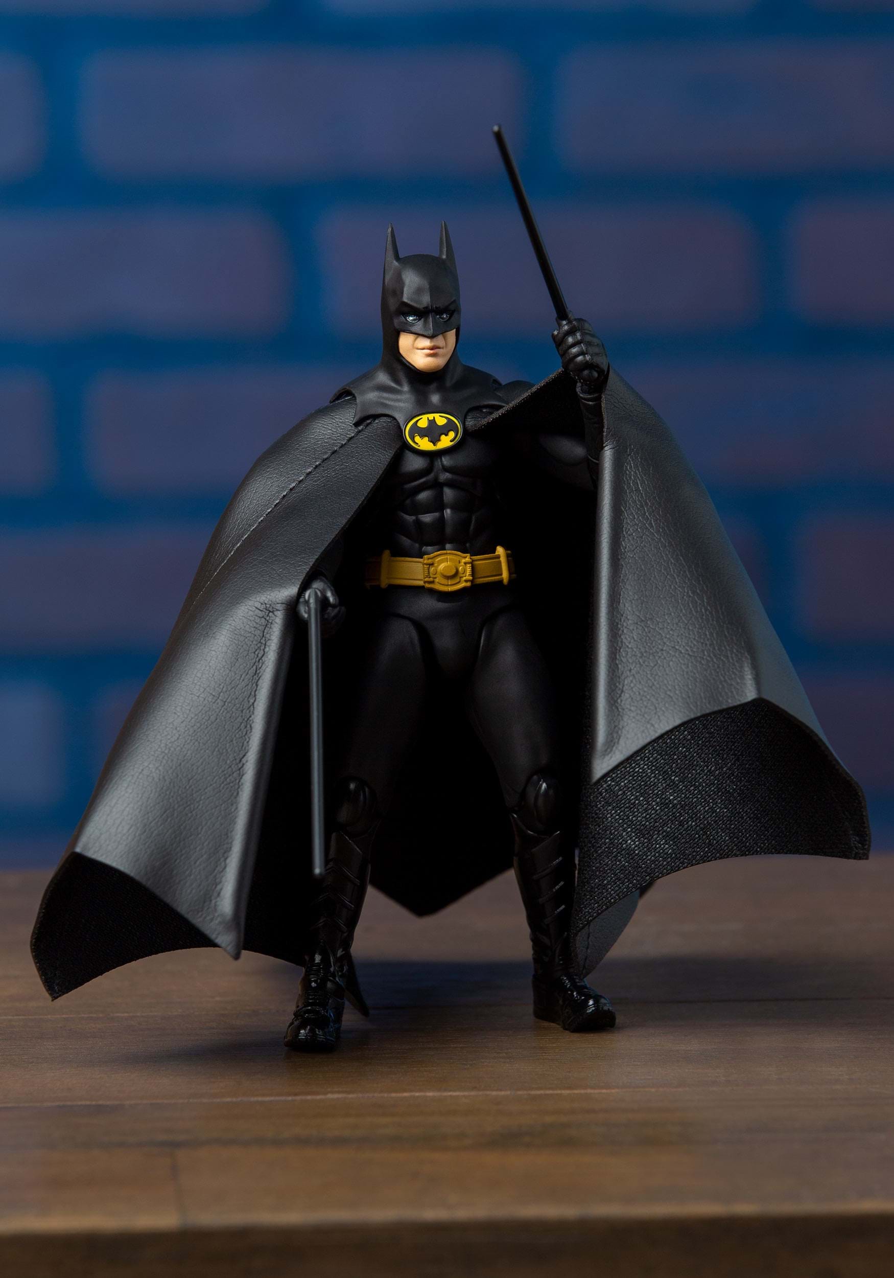 Batman 1989 Bandai Tamashii Nations S H Figuarts Action Figure