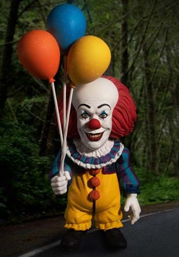 IT 1990 Pennywise Deluxe MDS Figure