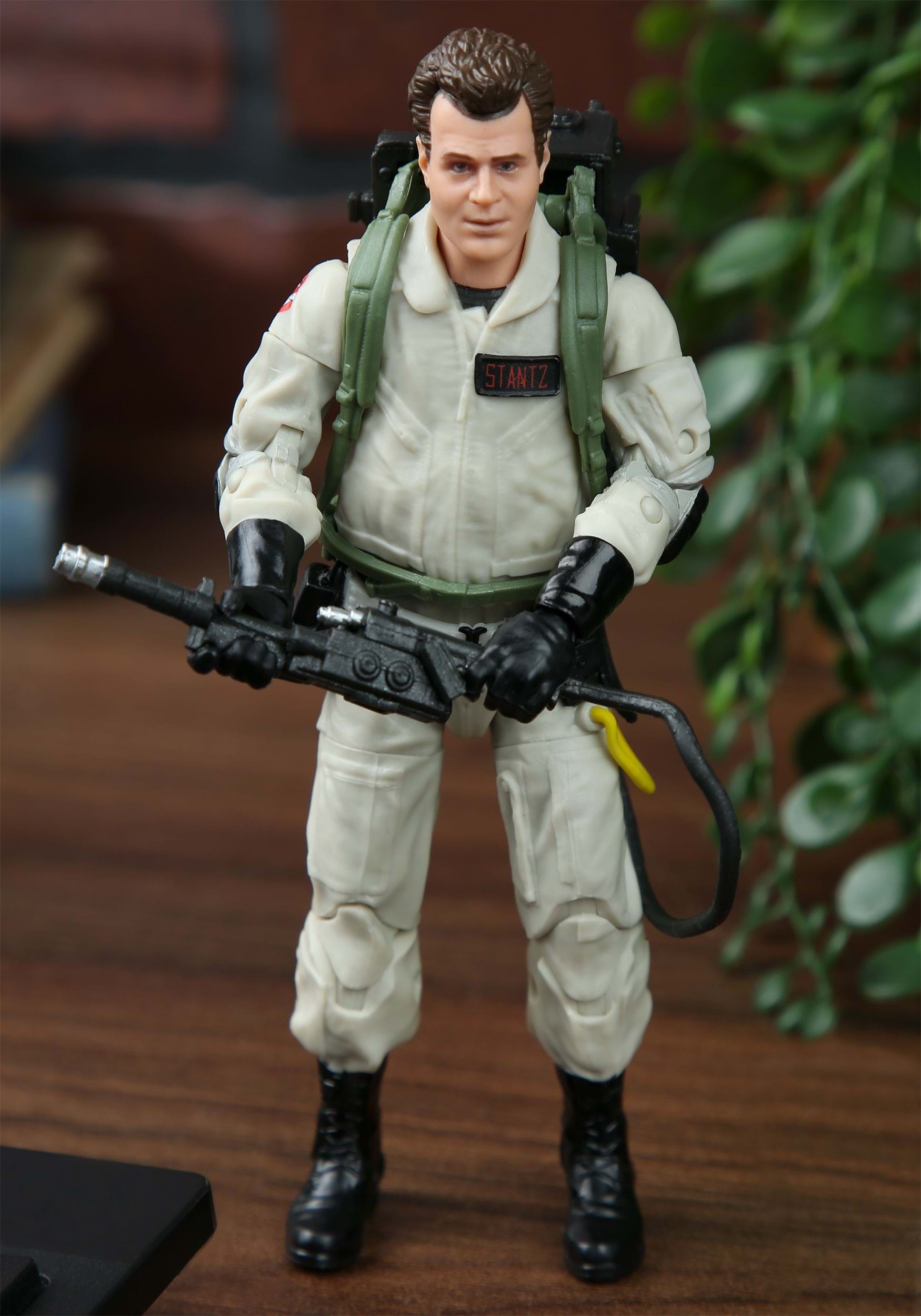 for sale online E9795 Hasbro Ghostbusters Plasma Series Ray Stantz 6" Action Figure