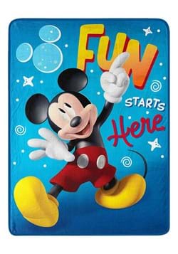 Mickey Mouse Fun w/ Mickey 46"x60" Silk Touch Throw