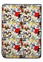 PEANUTS GROUP DIGITAL FLEECE THROW